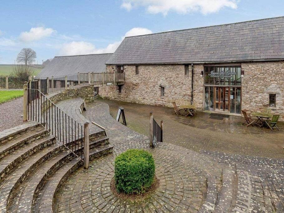 Beech Cottage, Spacious Rural Retreat Usk Luaran gambar
