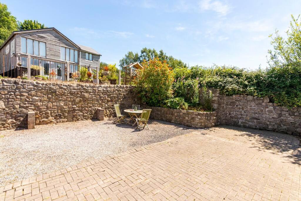 Beech Cottage, Spacious Rural Retreat Usk Luaran gambar